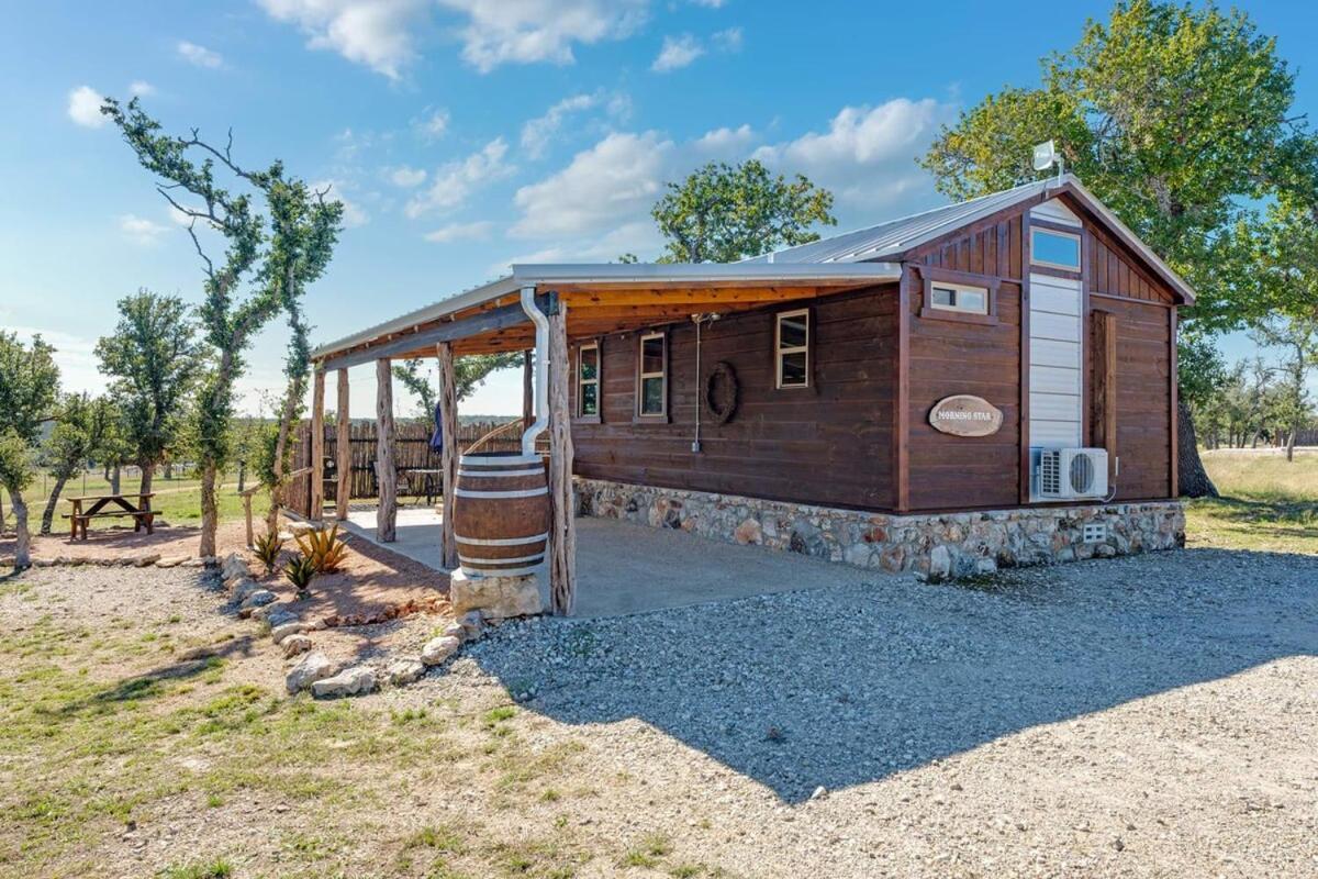 Rockin' R - Morning Star Cabin Fredericksburg Exterior photo